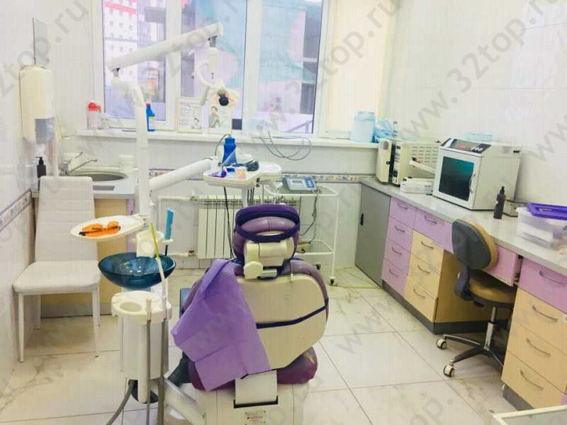 Сеть клиник стоматологии ЛАУРА на Зорге, 275