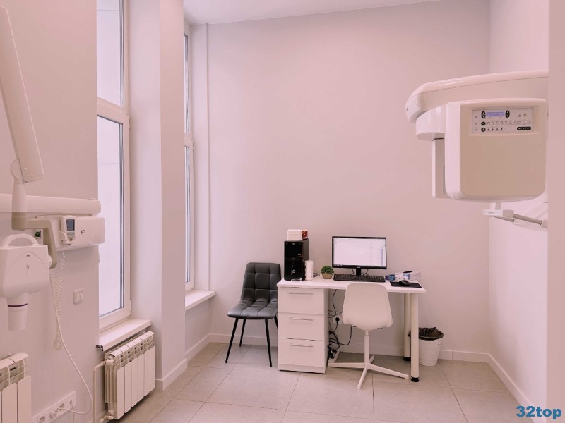 Стоматологическая клиника DEMOKRAT (ДЕМОКРАТ) в Университетском